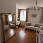 La Belle Vienne Nocleg ze śniadaniem 3*