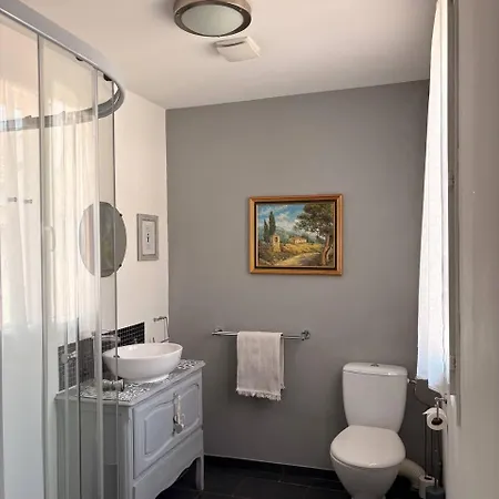 Alojamento de Acomodação e Pequeno-almoço La Belle Vienne 3*