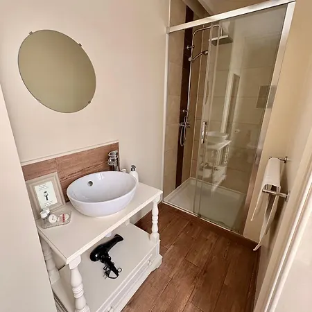 La Belle Vienne 3* Exideuil-sur-Vienne